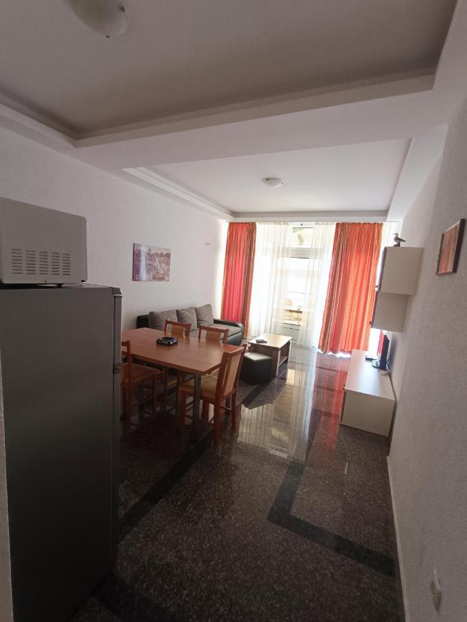 Apartmani Centar Starigrad Paklenica Eksteriør bilde