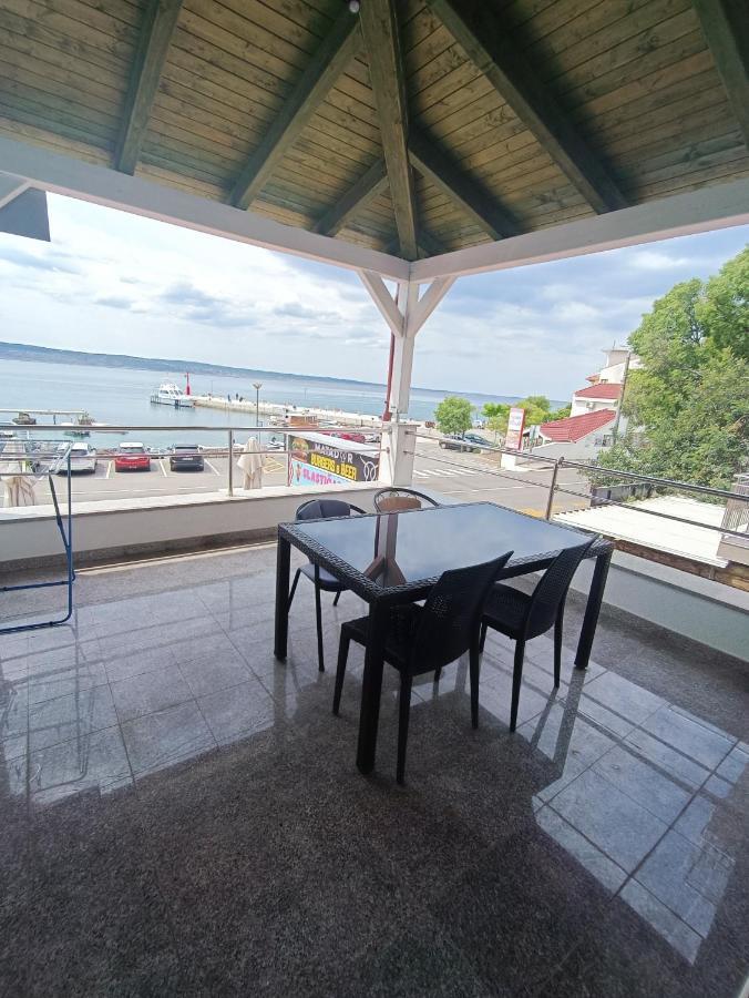 Apartmani Centar Starigrad Paklenica Eksteriør bilde