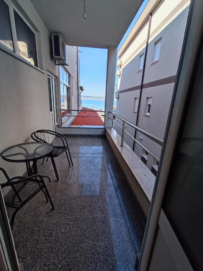 Apartmani Centar Starigrad Paklenica Eksteriør bilde